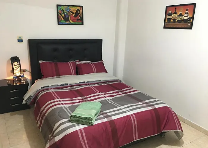 Dorado Airport Rooms & Apartments